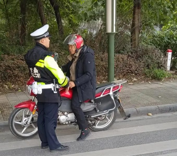 查處酒駕，只為大家的出行保駕護航